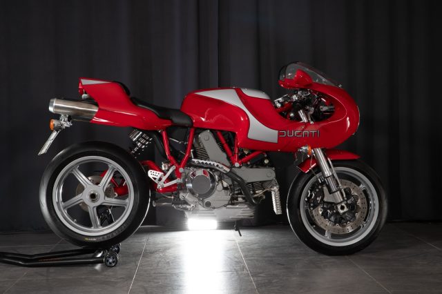 DUCATI MH 900e Rosso pastello