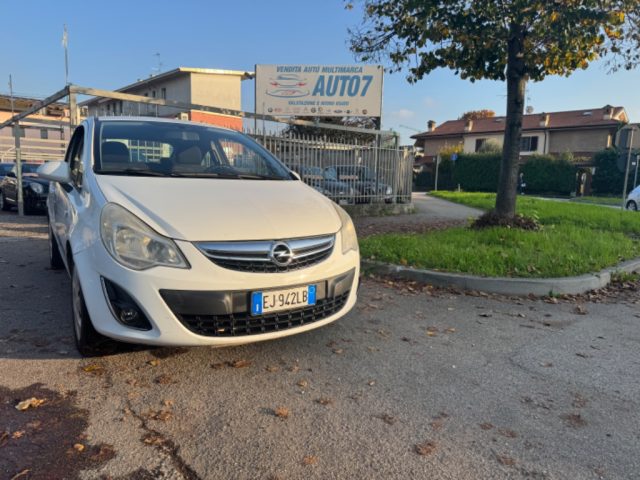 OPEL Corsa 1.2 3 porte b-color 