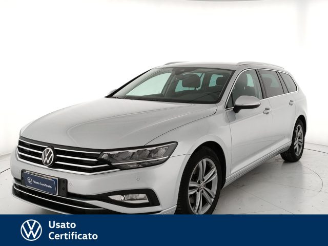 VOLKSWAGEN Passat Variant Grigio pastello