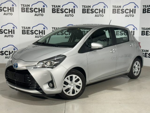 TOYOTA Yaris Argento pastello