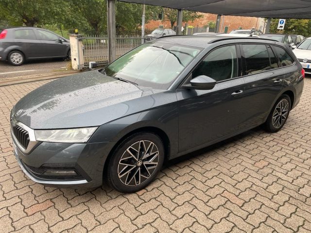 SKODA Octavia 2.0 TDI EVO SCR Wagon NAVI LED 