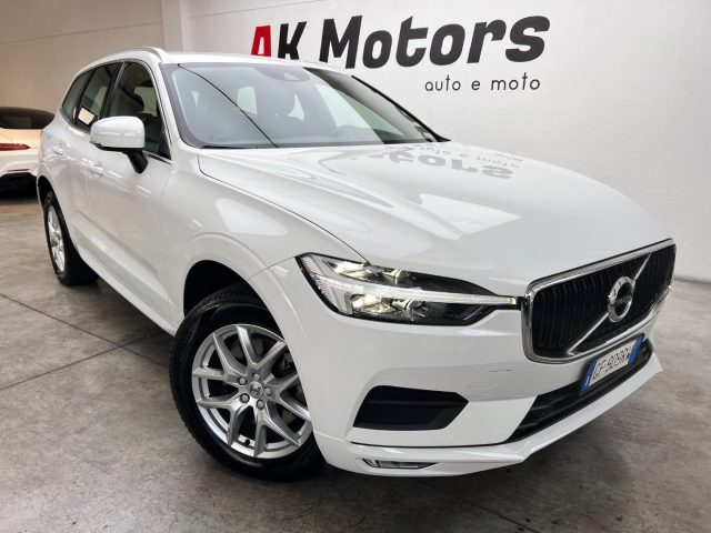 VOLVO XC60 B4 (d) AWD Geartronic Momentum Pro 