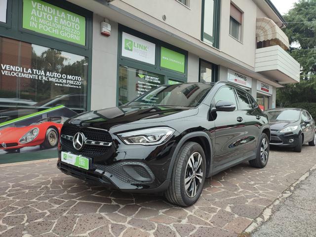 MERCEDES-BENZ GLA 200 sport plus 