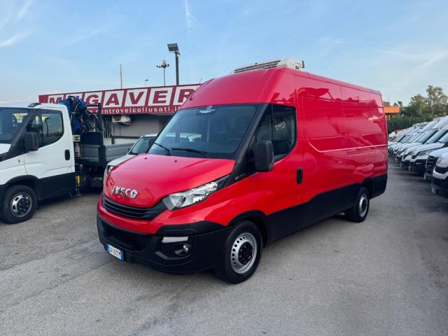 IVECO  Rosso pastello