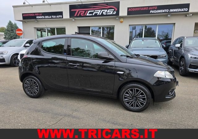 LANCIA Ypsilon 1.2 69 CV 5 porte S&S Elefantino Blu NEOPATENTATI 