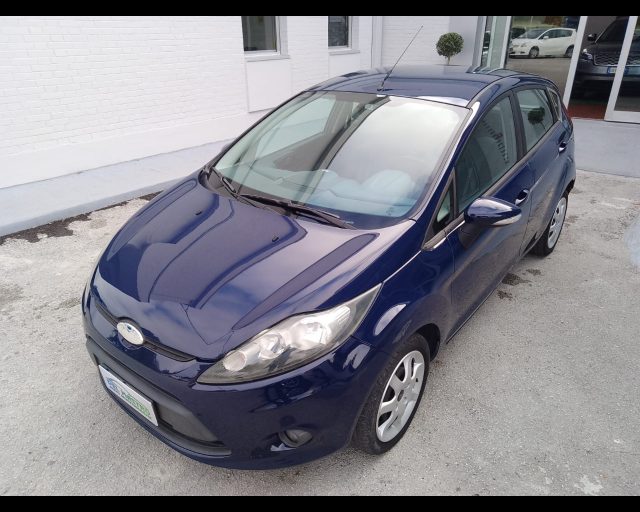 FORD Fiesta + 1.4 TDCi 68CV 5 porte 