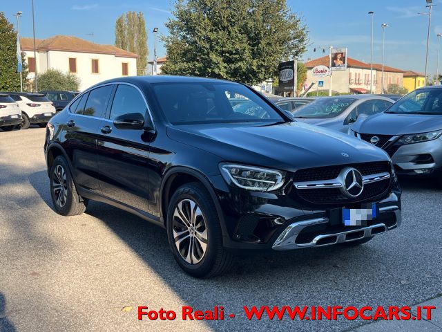 MERCEDES-BENZ GLC 300 Nero metallizzato