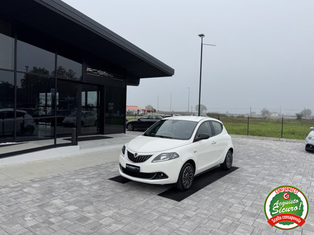 LANCIA Ypsilon 1.0 FireFly Platino Hybrid 5p ANCHE NEOPATENTATI 