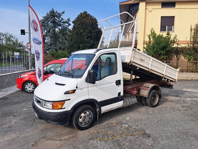 IVECO Daily 35C11 2.8 D Cabinato Ribaltabile trilaterale 