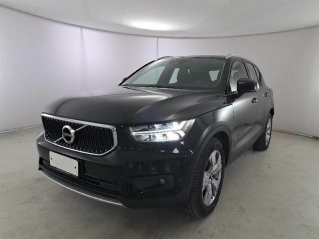 VOLVO XC40 D3 Geartronic Momentum Pro 