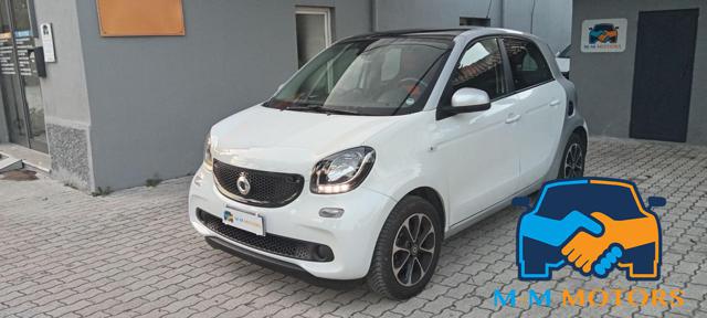 SMART ForFour 70 1.0 Passion 