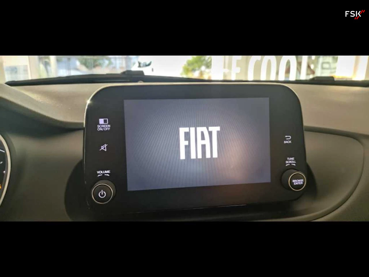 FIAT Tipo (2015-->) -  1.6 Mjt S&S SW Life - 13