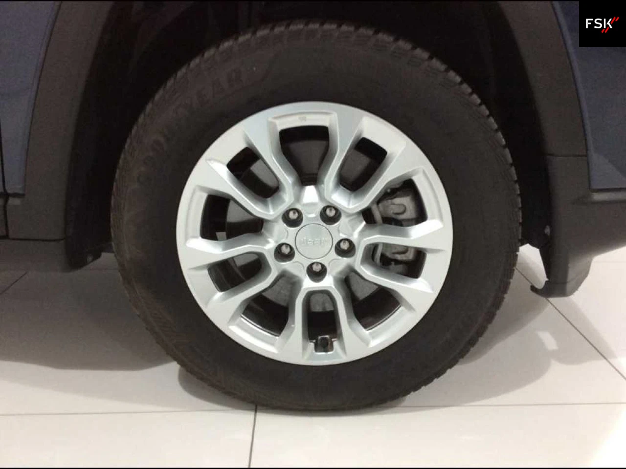 JEEP Compass PHEV LIMITED 1.3 TURBO T4 4 - 7