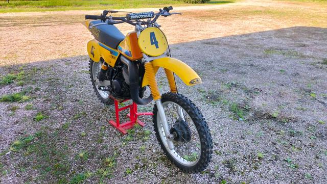 SUZUKI RM-X 450 E Giallo pastello