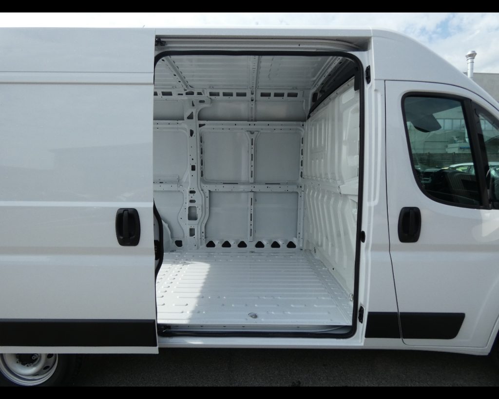 FIAT Ducato Series 9 Furgone Lastrato 35q Mh2 140cv 2.2 Multi - 14
