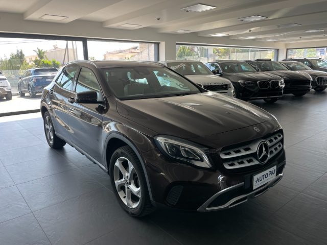 MERCEDES-BENZ GLA 200 2.0 d 136 CV Sport 