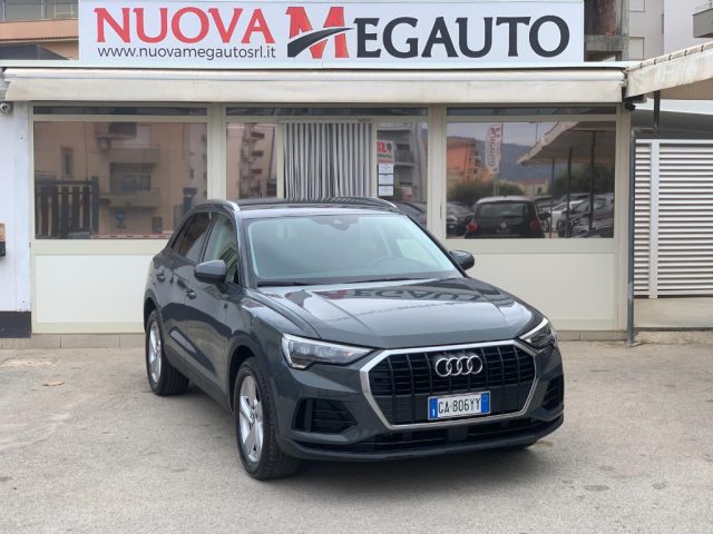 AUDI Q3 35 TDI quattro Business 