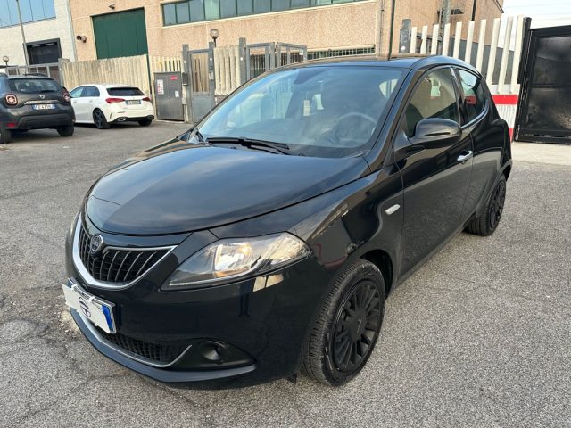 LANCIA Ypsilon 1.0 FireFly 5 porte S&S Hybrid Silver 