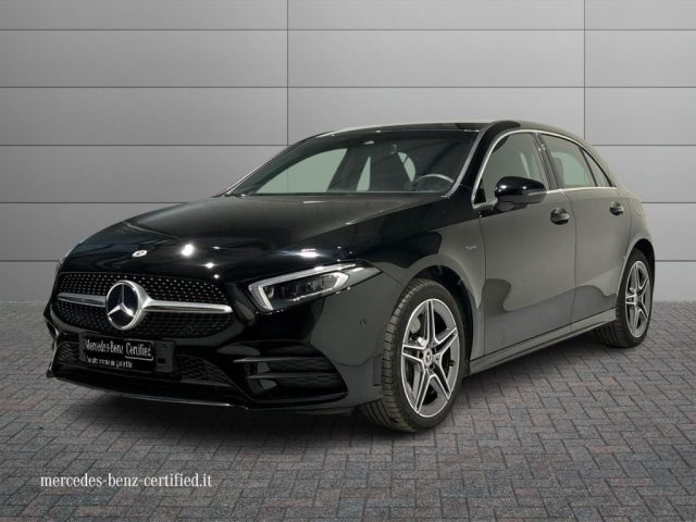 MERCEDES-BENZ A 250 e Automatic EQ-Power Premium 