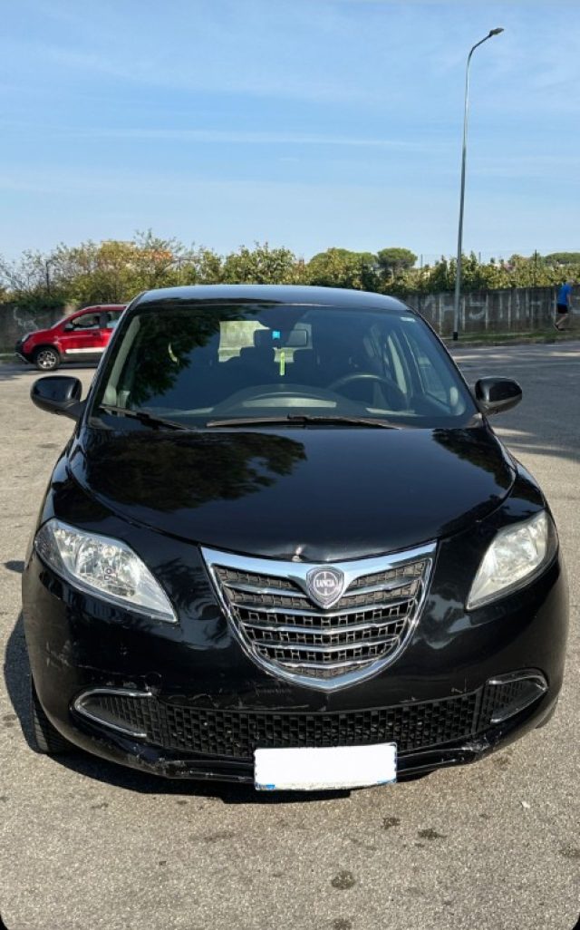 LANCIA Ypsilon 1.2 69 CV 5 porte S&S Gold 