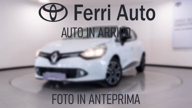 RENAULT Clio V 2019 Benzina 1.6 E-Tech hybrid Zen 140cv auto 