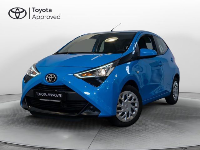 TOYOTA Aygo II 2018 5p 5p 1.0 x-play 72cv 