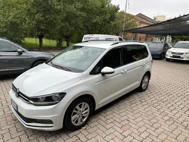 VOLKSWAGEN Touran 2.0 TDI 150 CV SCR DSG Executive 7 POSTI 