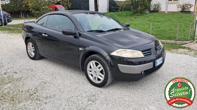 RENAULT Megane Mégane C-C 1.6 16V Confort Dynamique 