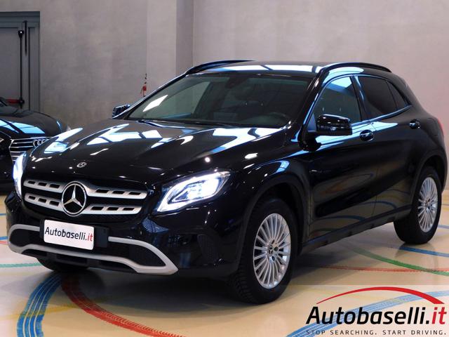 MERCEDES-BENZ GLA 180 BUSINESS 122CV ,NAVIGATORE,LEDHD, RETROCAMERA 