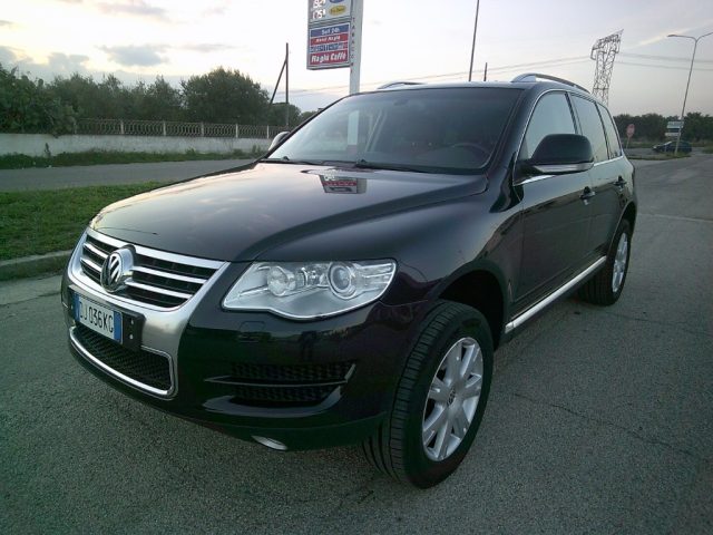 VOLKSWAGEN Touareg 2.5 R5 TDI DPF tiptronic Exclusive 