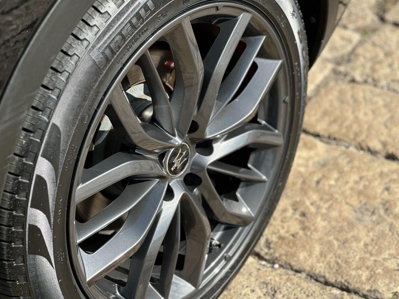 MASERATI Levante V6 Diesel 250cv AWD Granlusso MY20 - 29