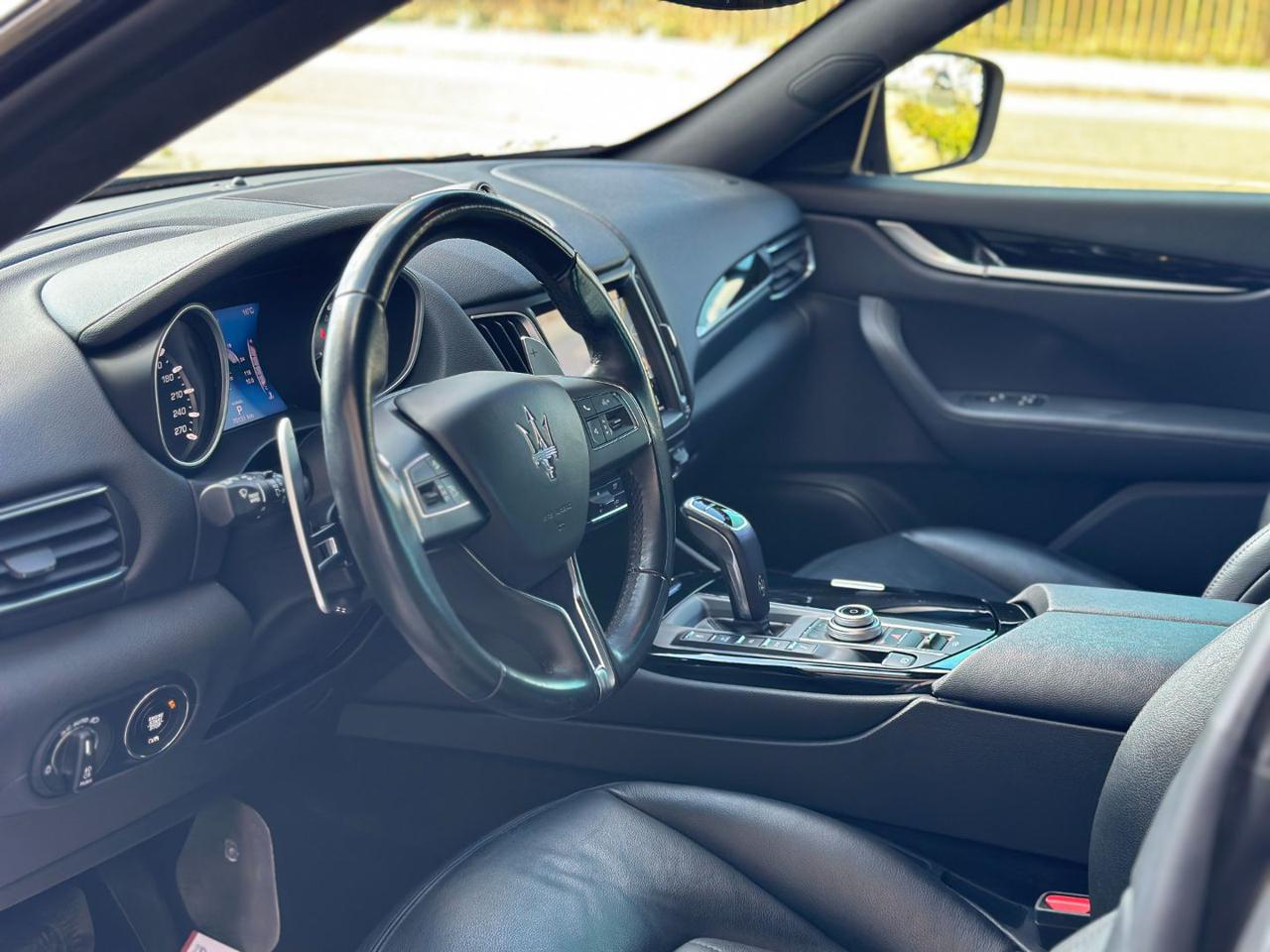 MASERATI Levante V6 Diesel 250cv AWD Granlusso MY20 - 5