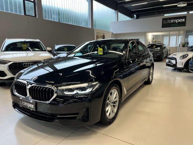 BMW 530 Nero pastello