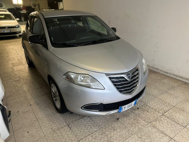 LANCIA Ypsilon 1.2 69 CV 5 porte Elle Usato