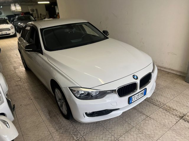 BMW 318 d Luxury Usato