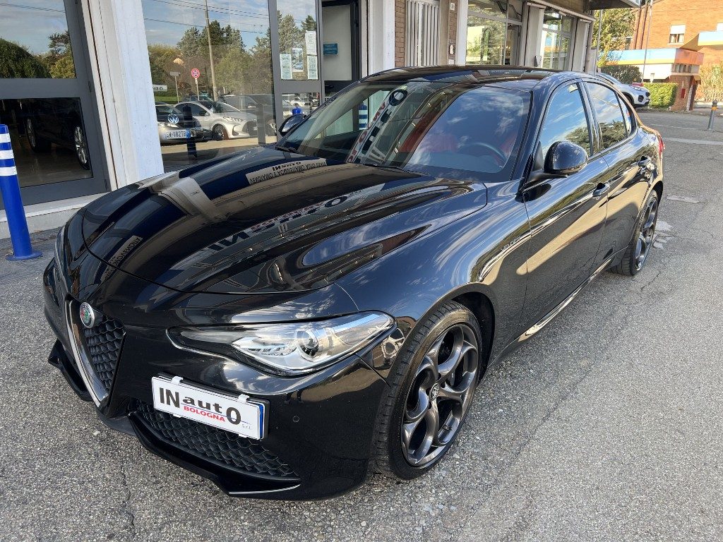 Foto ALFA ROMEO Giulia 2.2 Turbodiesel 210 CV AT8 AWD Q4 Veloce 30 MESI G usato Bologna