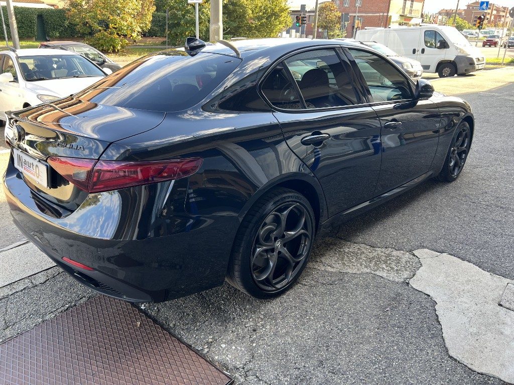 Foto ALFA ROMEO Giulia 2.2 Turbodiesel 210 CV AT8 AWD Q4 Veloce 30 MESI G usato Bologna