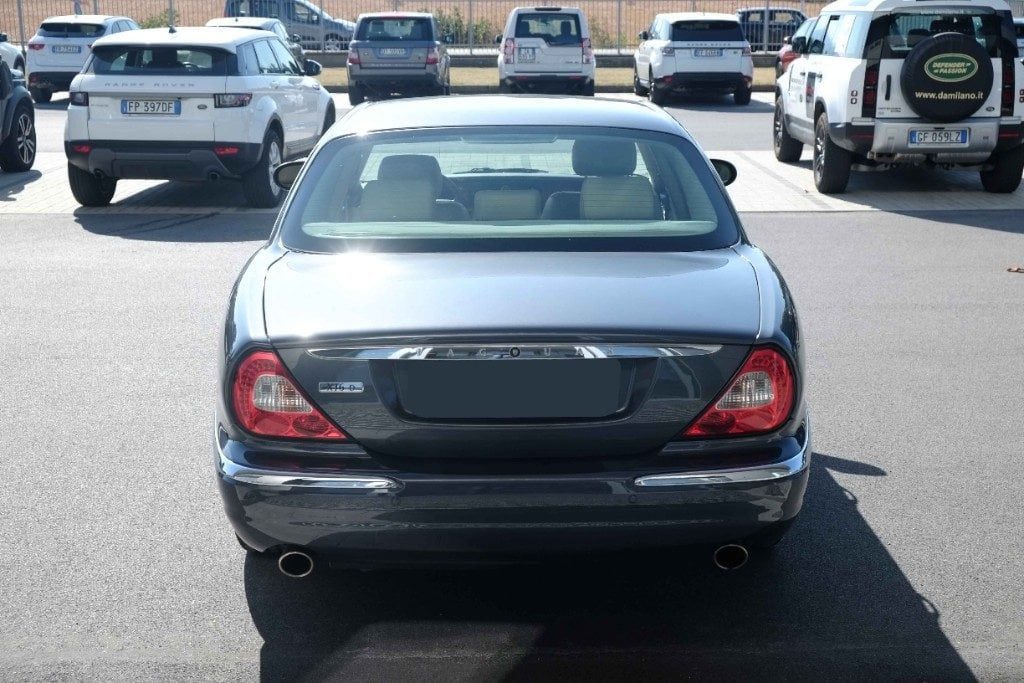 JAGUAR XJ 2.7 D V6 cat Executive - 4