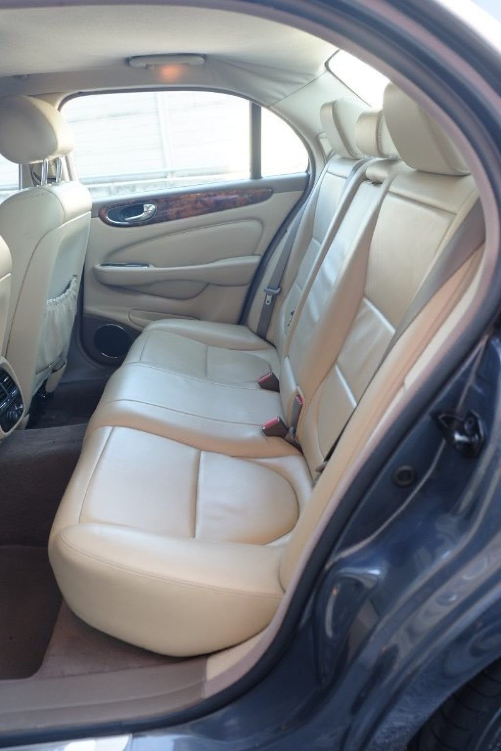 JAGUAR XJ 2.7 D V6 cat Executive - 12