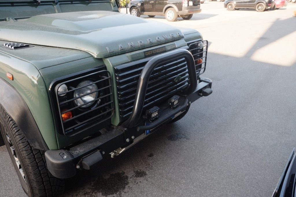 LAND ROVER Defender 90 2.4 TD4 Station Wagon S - 22