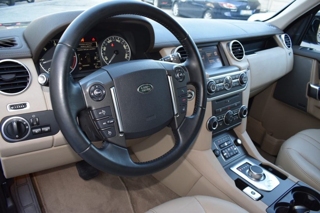 LAND ROVER Discovery 3.0 TDV6 211CV HSE - 7 POSTI AUTOCARRO - 21