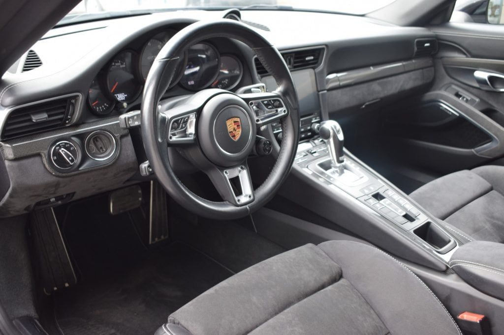 PORSCHE 911 3.0 Carrera TARGA 4 GTS Coupé - 10