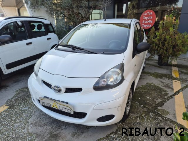 TOYOTA Aygo 1.0 12V VVT-i 5 porte Now Connect 