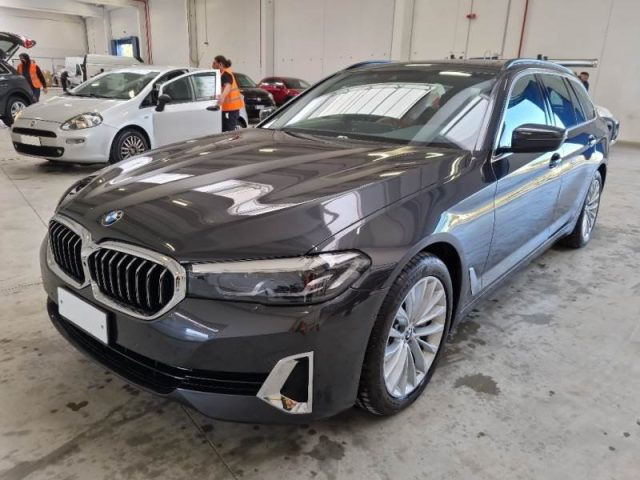 BMW 530 d 48V xDrive Touring Luxury 