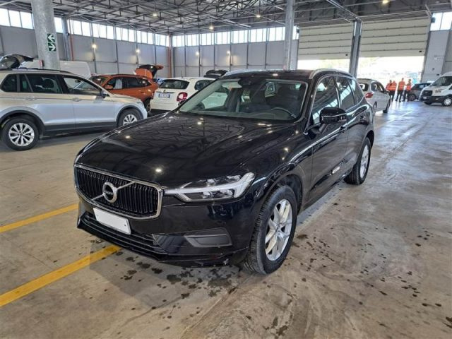 VOLVO XC60 B4 (d) AWD Geartronic Business 