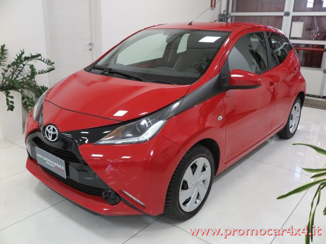 TOYOTA Aygo 1.0 VVT-i 69 CV 5 porte x-play Solo 44.000 km!!! 