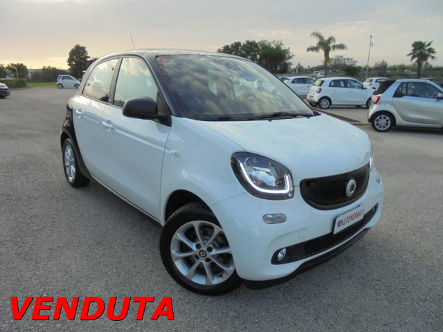 SMART ForFour Bianco pastello