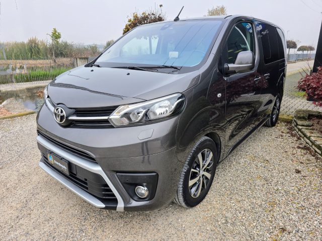 TOYOTA Proace 1.5D 120 CV Executive PC 8 posti 