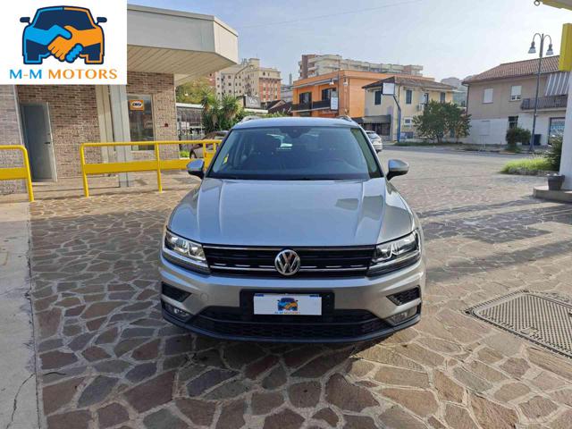 VOLKSWAGEN Tiguan 1.6 TDI Sport BlueMotion virtual cockpit 