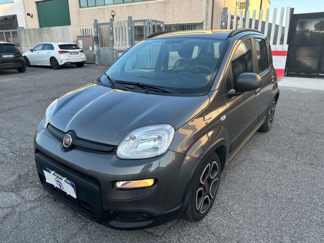 FIAT Panda 1.0 FireFly S&S Hybrid Sport 